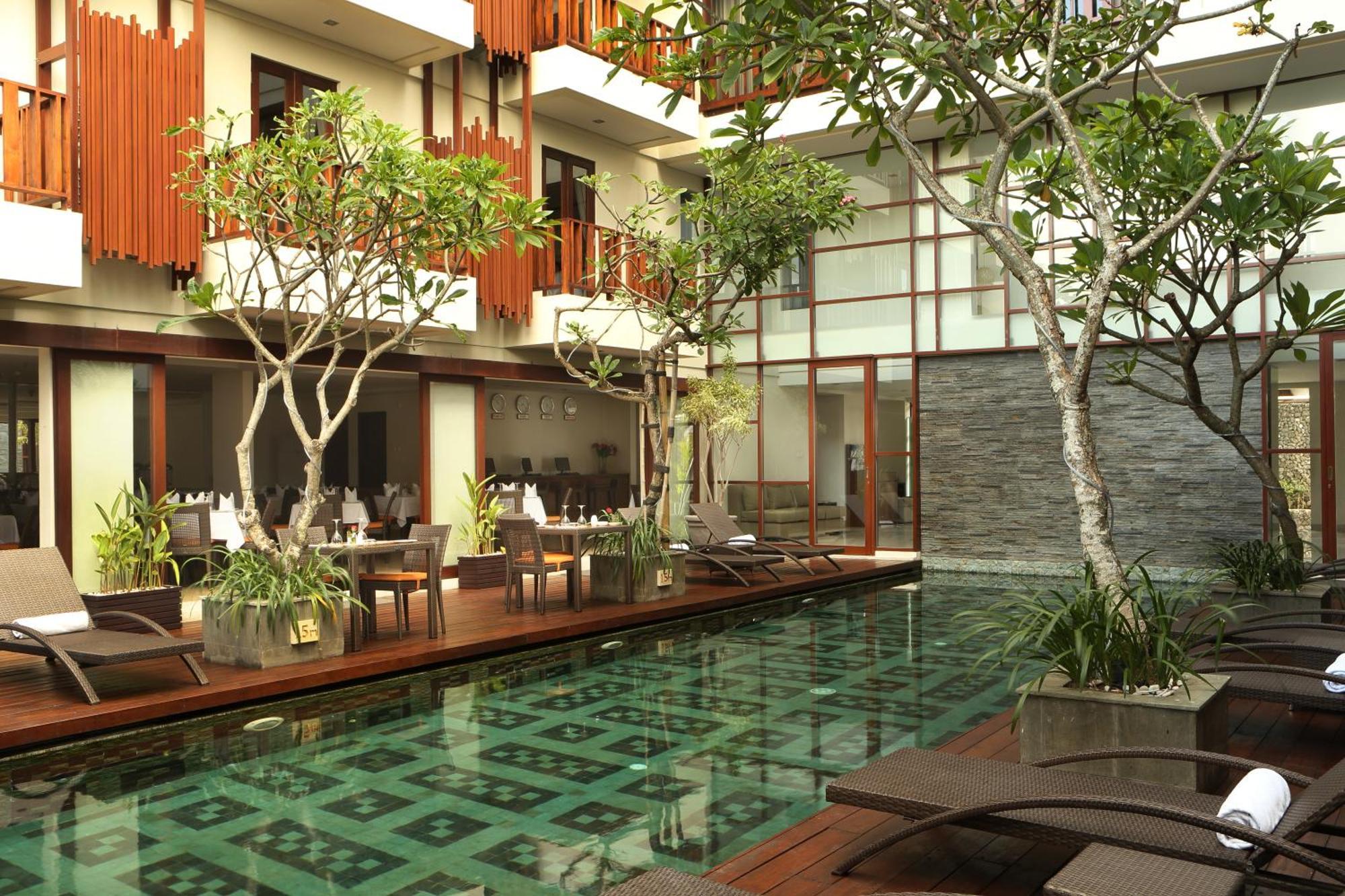 D'Primahotel Seminyak Екстер'єр фото