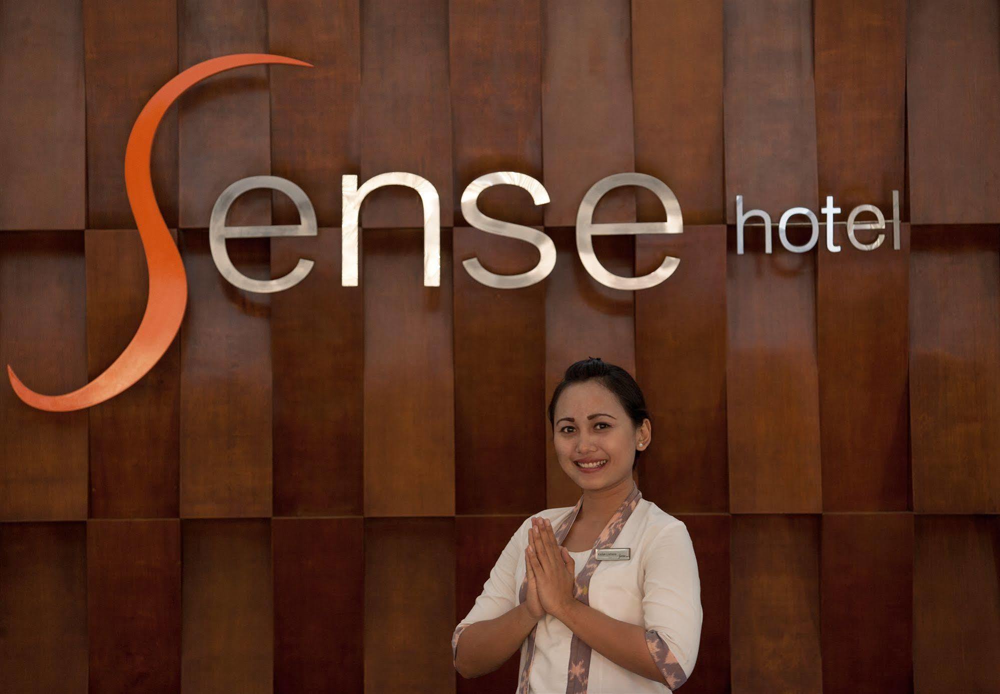 D'Primahotel Seminyak Екстер'єр фото